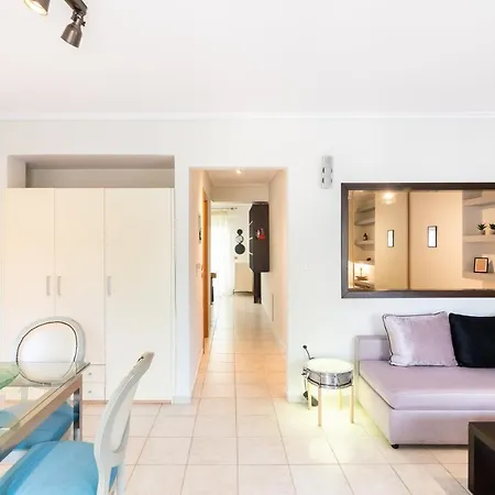 F & B Collection - For 4 Apartment